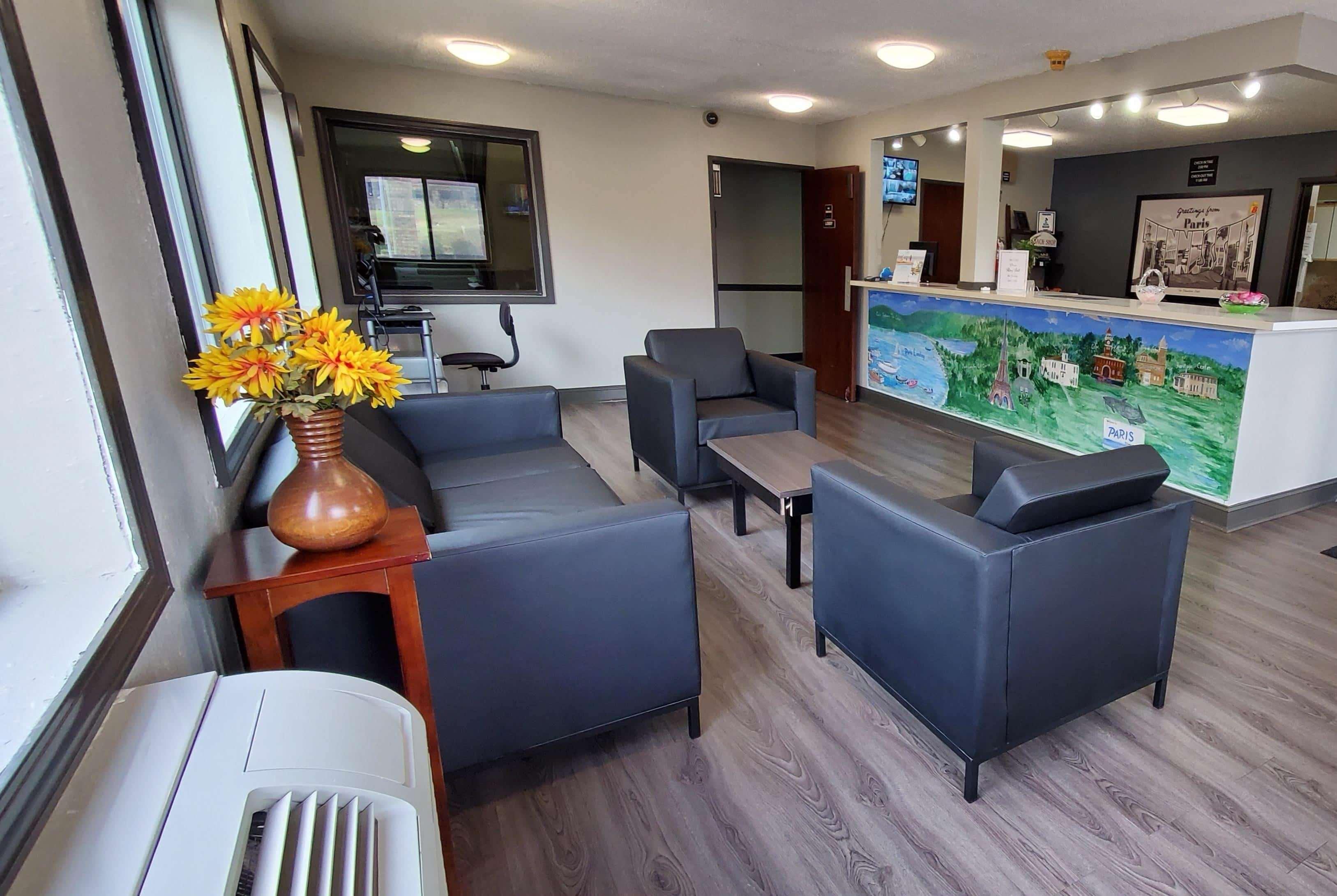 Super 8 By Wyndham Paris Hotel Екстериор снимка